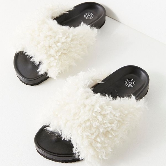 Urban Outfitters Shoes - Faux Shearling Fur Pool Slides Sandals Slip On